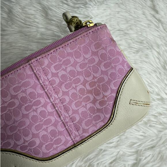 Vintage COACH y2k Small Signature Wristlet - Picture 4 of 10